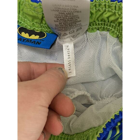 DC Comics Batman Boys Swim Trunks Swimsuit Size 4 - Picture 5 of 6